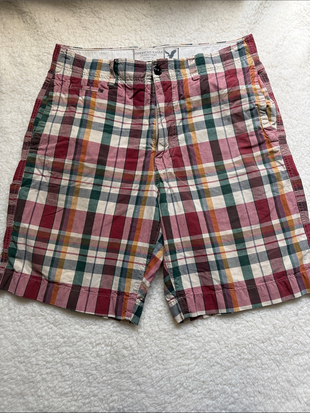 American Eagle Outfitters Red, Green & White Plaid Men’s Flat Front Shorts